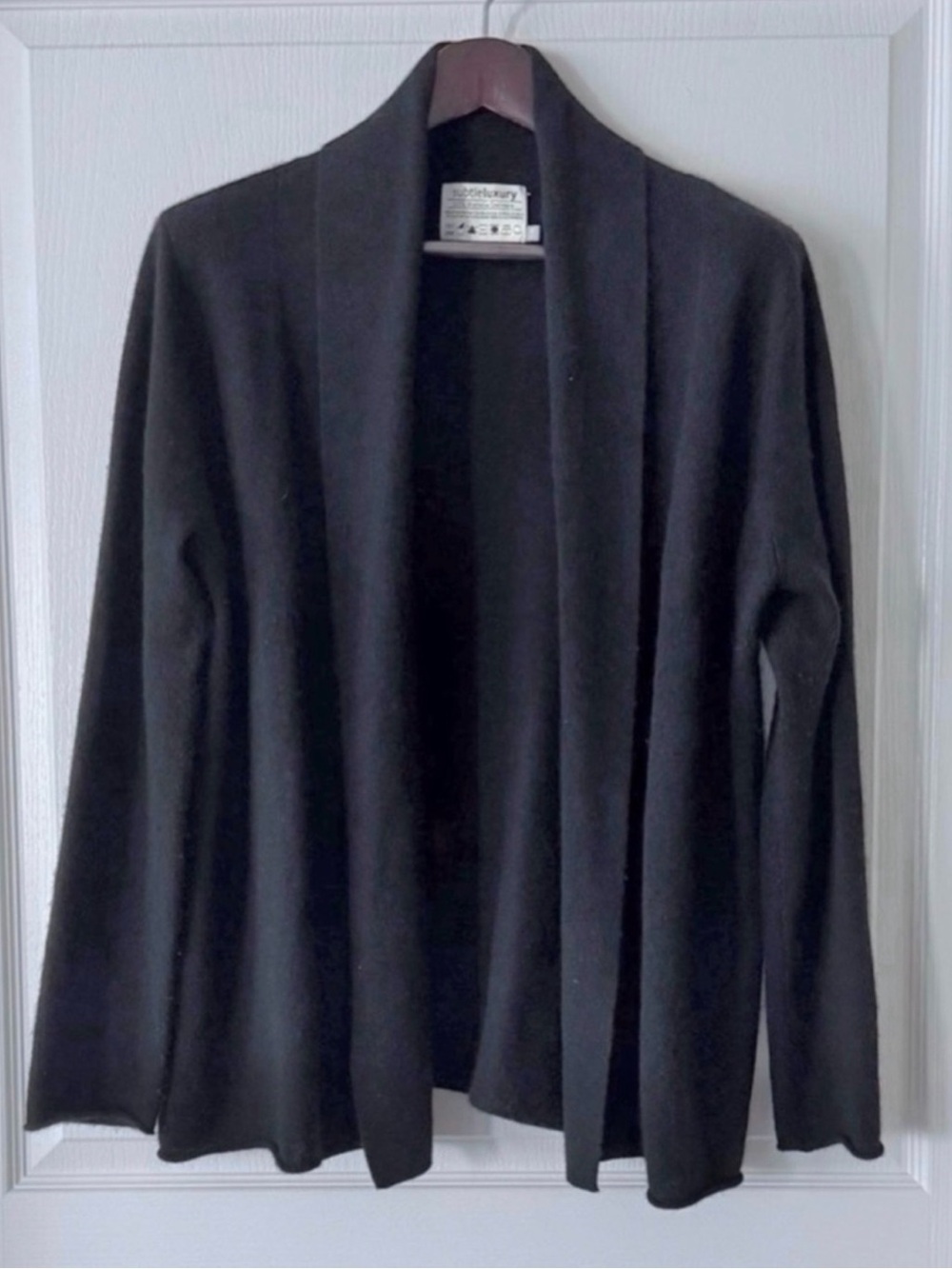 Subtle Luxury Black Cashmere Open-Front Women's Cardigan